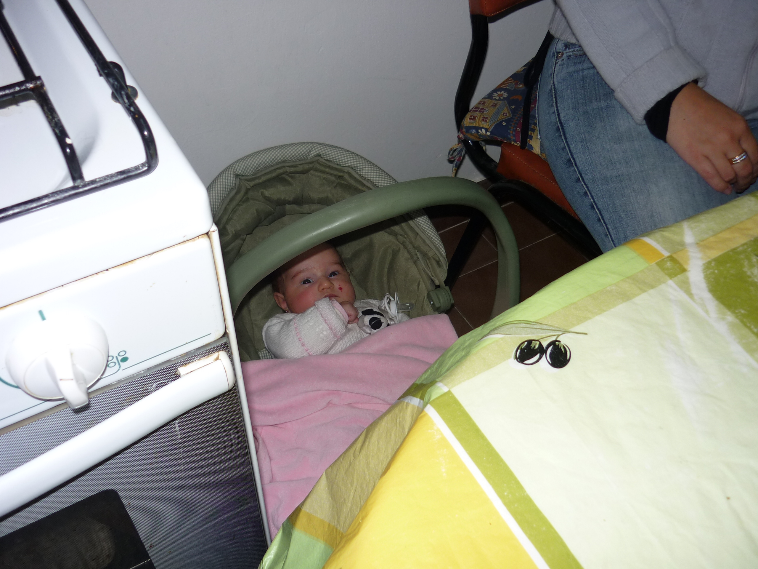 fotos/2010-09-23 - Iara y abuela rosa/P1010333.JPG